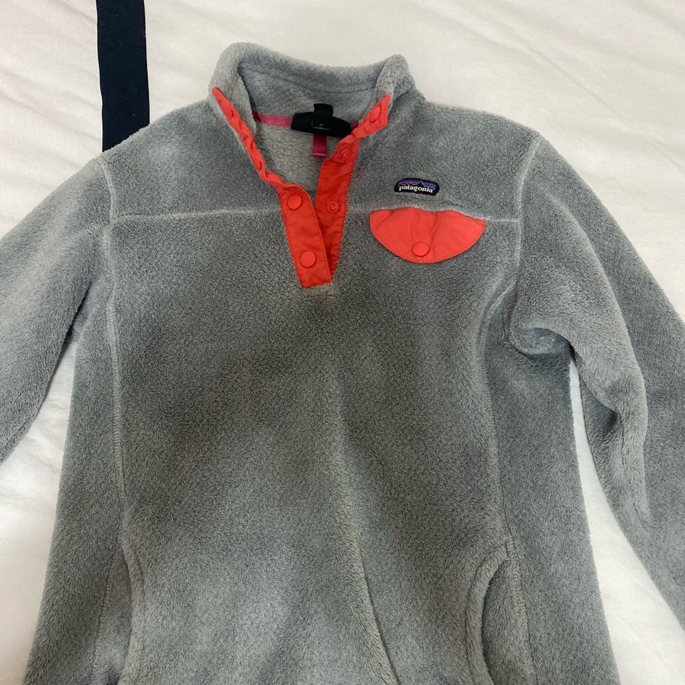 Girls Youth Patagonia sweater